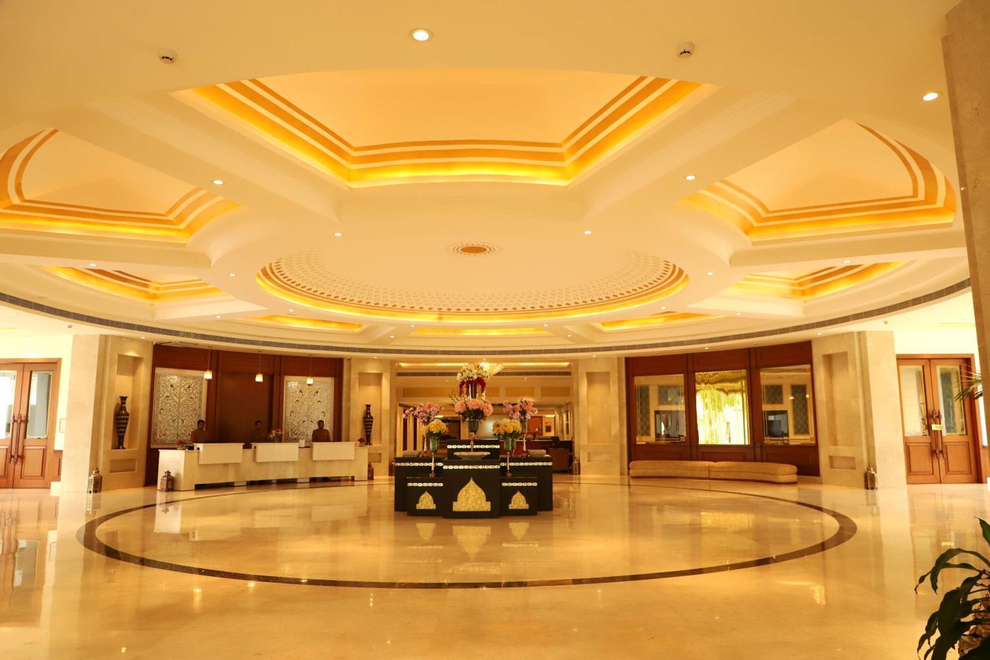 Hotel Chandela Khajuraho Ngoại thất bức ảnh