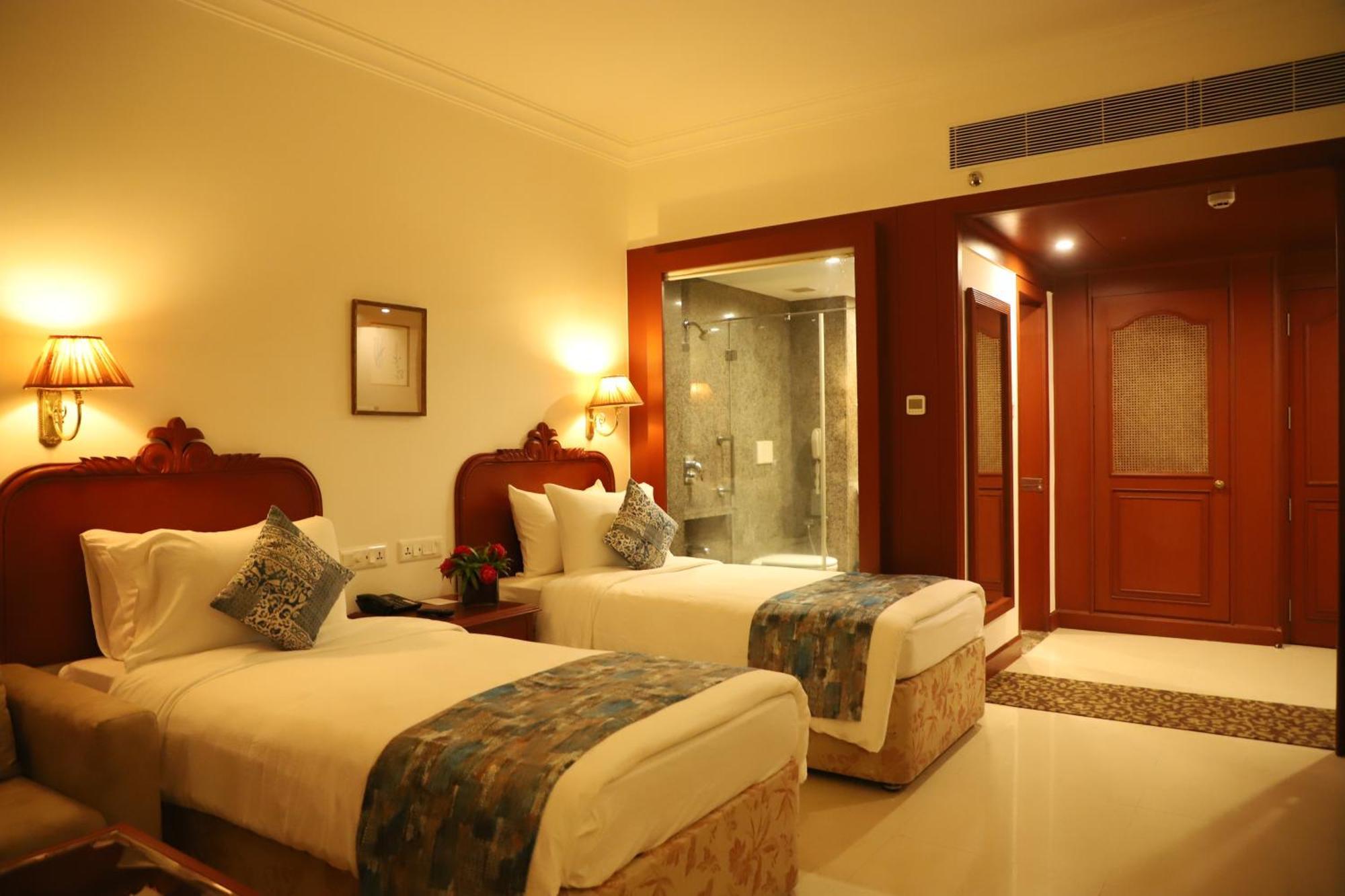 Hotel Chandela Khajuraho Ngoại thất bức ảnh